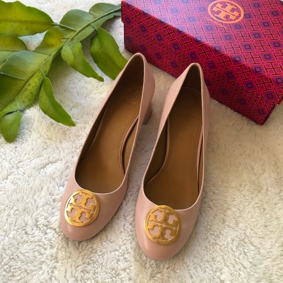 tory burch benton pump